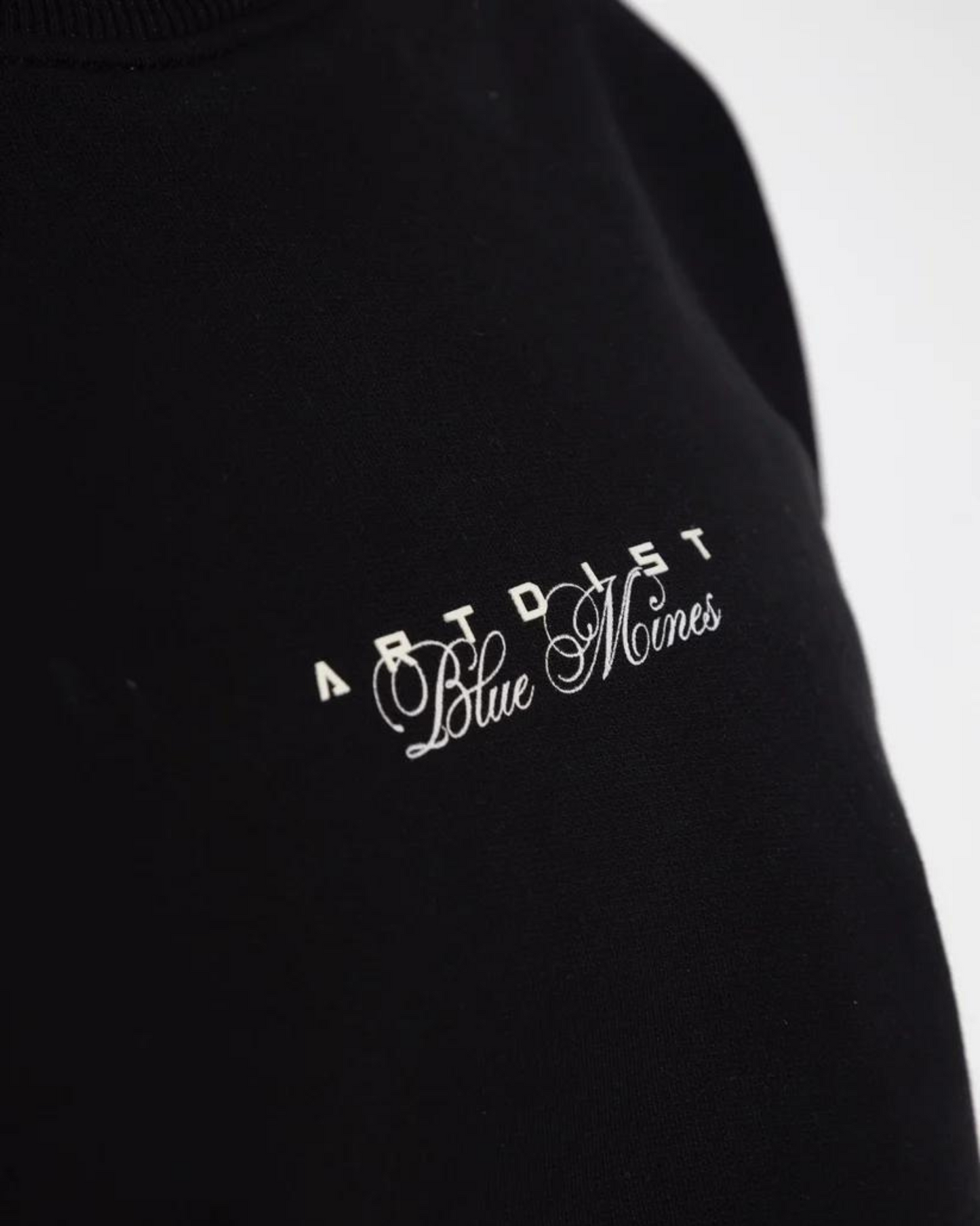 BLUE MINES  BLACK HODDIE